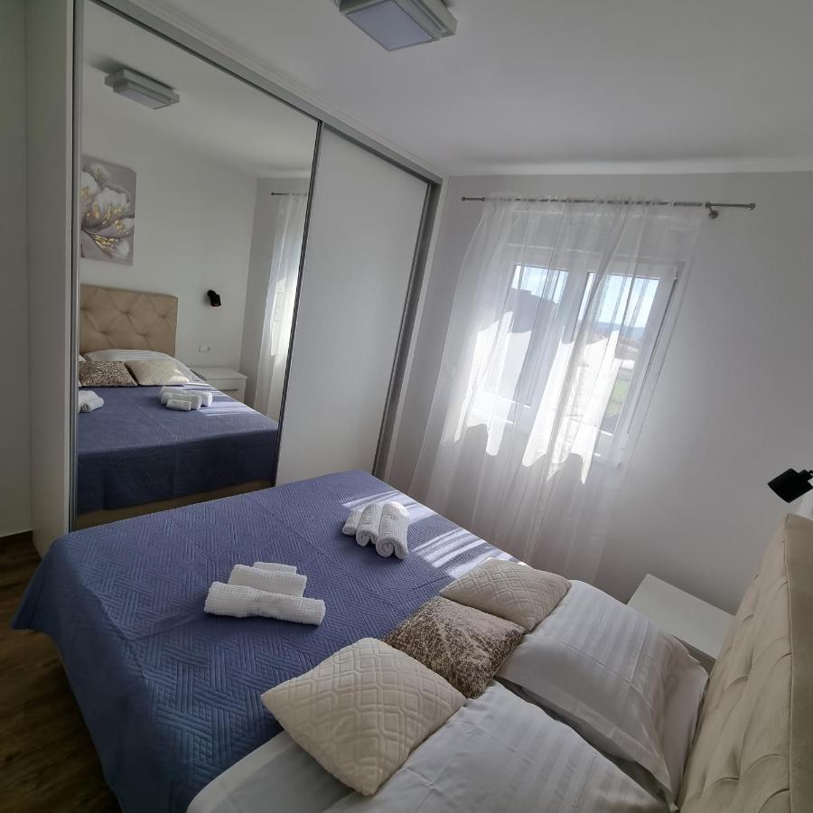 Apartments Happiness Trogir Exterior foto