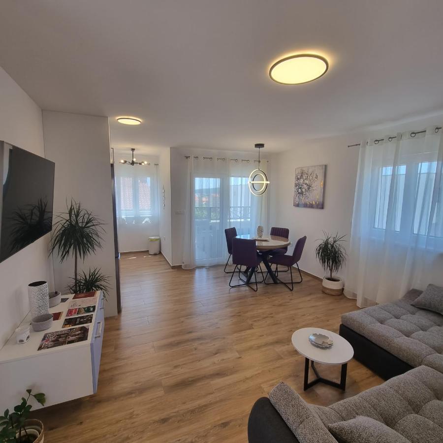 Apartments Happiness Trogir Exterior foto